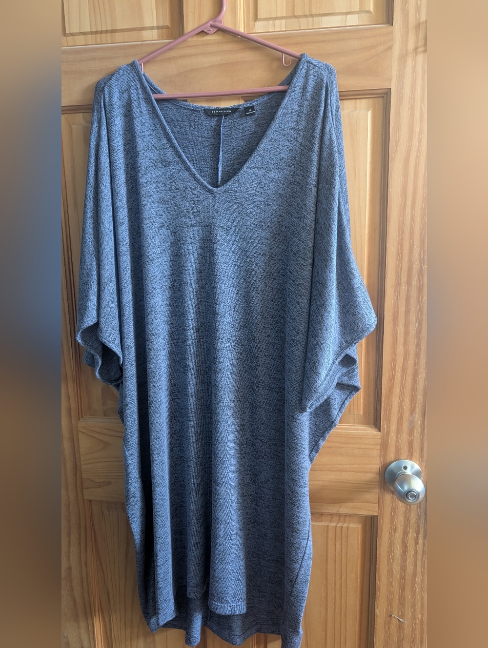 Halston V-Neck Fine Gauge Knit Cocoon Dress in Heather Chambray Blue